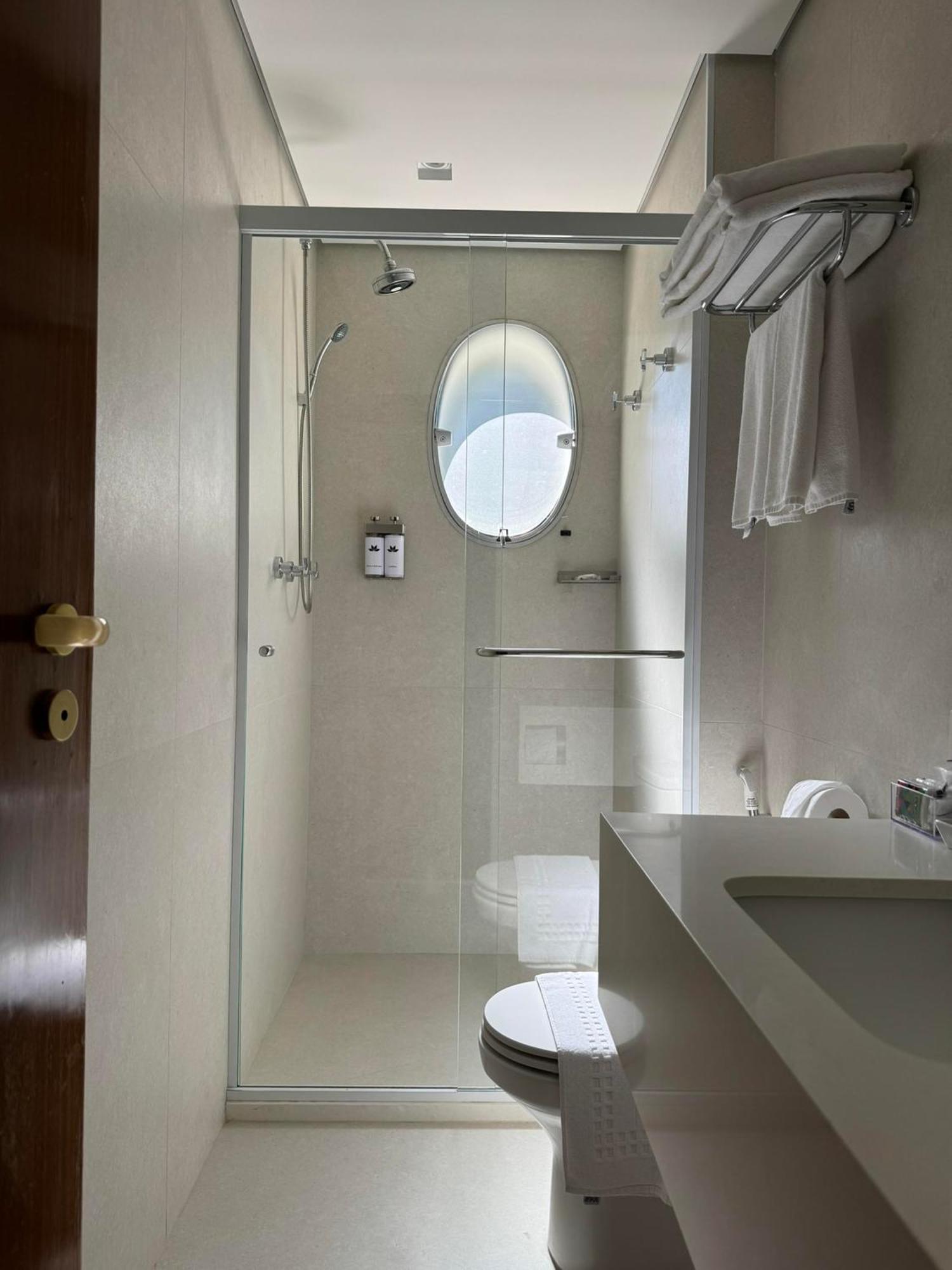 Regent Park Suite Hotel Сао Паоло Екстериор снимка