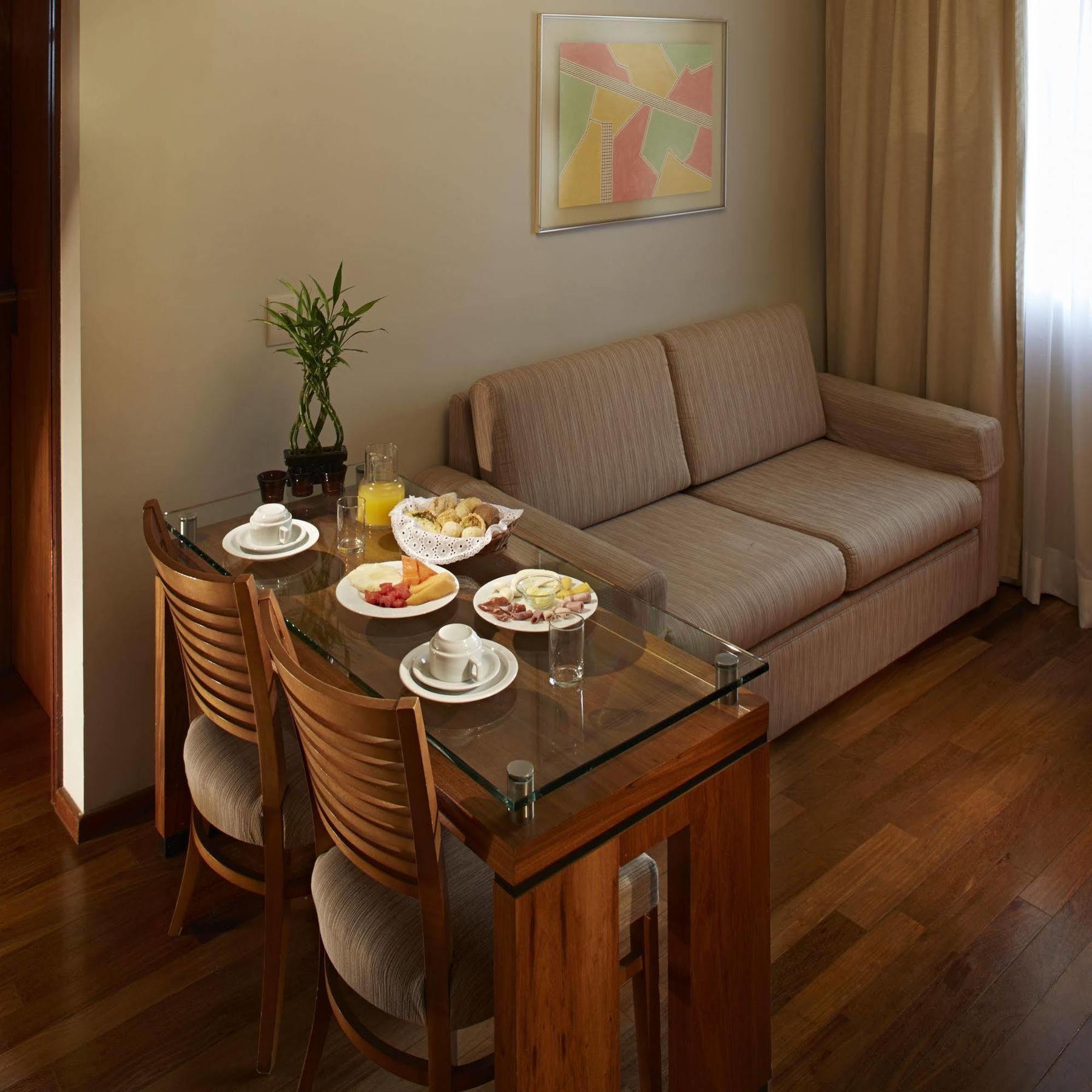 Regent Park Suite Hotel Сао Паоло Екстериор снимка